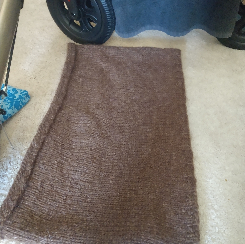 Wool neck warmer - Picture 3 of 3